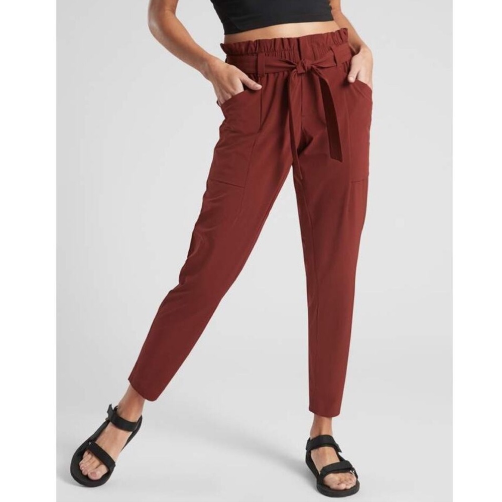 ATHLETA Skyline Pants II Women’s 2 Cognac Brown High Waist Belted Pleated Travel